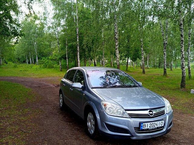 Опель Астра 2008 в Гребенке на Automoto.ua Серый Опель Астра, объемом двигателя 1.6 л и пробегом 0 тыс. км за 5200 $, фото 1 на Automoto.ua