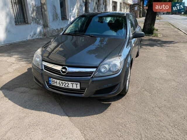 Сірий Опель Астра, об'ємом двигуна 1.4 л та пробігом 180 тис. км за 4400 $, фото 1 на Automoto.ua