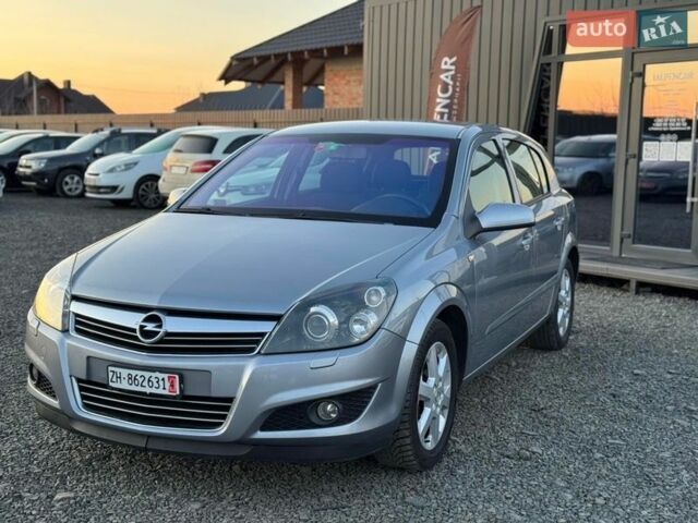 Серый Опель Астра, объемом двигателя 1.8 л и пробегом 215 тыс. км за 6300 $, фото 1 на Automoto.ua