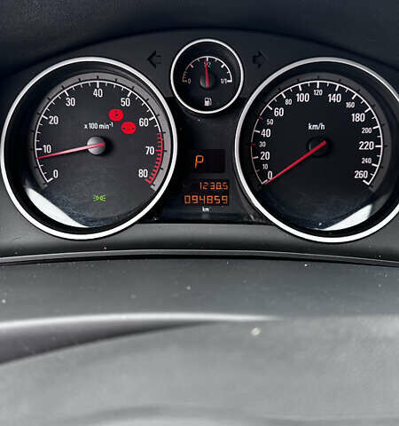 Серый Опель Астра, объемом двигателя 1.82 л и пробегом 94 тыс. км за 7850 $, фото 1 на Automoto.ua