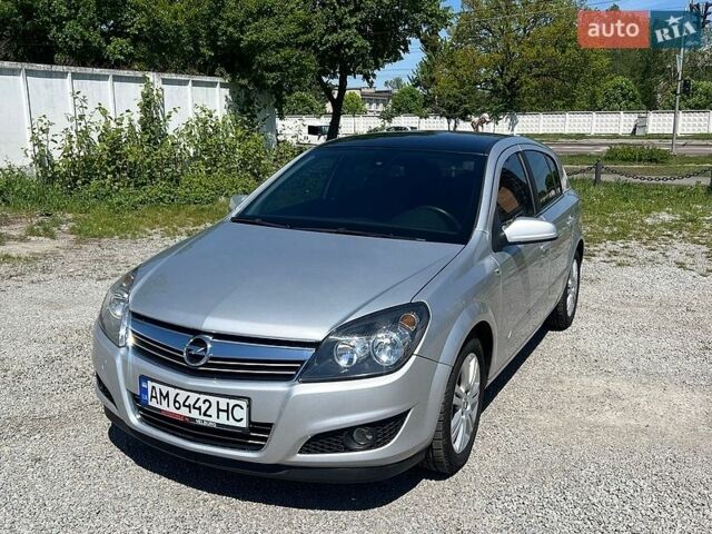 Сірий Опель Астра, об'ємом двигуна 1.8 л та пробігом 53 тис. км за 7200 $, фото 1 на Automoto.ua