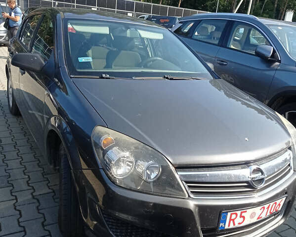 Сірий Опель Астра, об'ємом двигуна 1.4 л та пробігом 280 тис. км за 4600 $, фото 1 на Automoto.ua