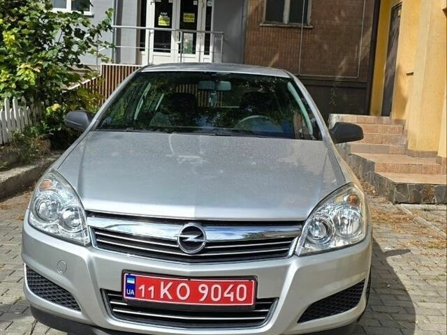 Сірий Опель Астра, об'ємом двигуна 1.4 л та пробігом 212 тис. км за 5100 $, фото 1 на Automoto.ua