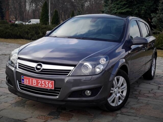 Сірий Опель Астра, об'ємом двигуна 1.6 л та пробігом 208 тис. км за 6500 $, фото 1 на Automoto.ua
