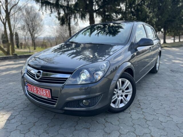 Сірий Опель Астра, об'ємом двигуна 1.6 л та пробігом 252 тис. км за 5350 $, фото 1 на Automoto.ua