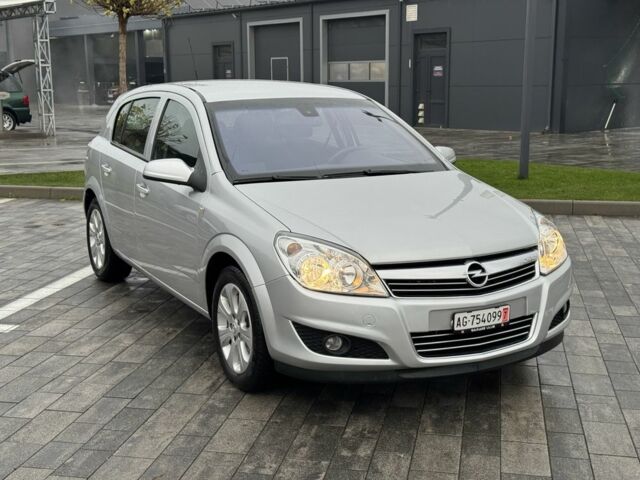 Сірий Опель Астра, об'ємом двигуна 1.6 л та пробігом 53 тис. км за 5900 $, фото 1 на Automoto.ua