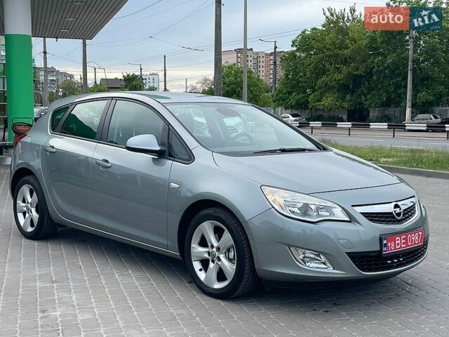Сірий Опель Астра, об'ємом двигуна 1.6 л та пробігом 196 тис. км за 6999 $, фото 1 на Automoto.ua