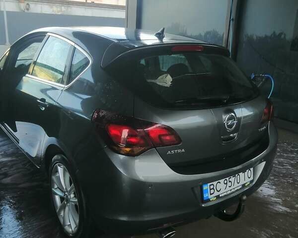 Сірий Опель Астра, об'ємом двигуна 1.4 л та пробігом 245 тис. км за 6400 $, фото 1 на Automoto.ua