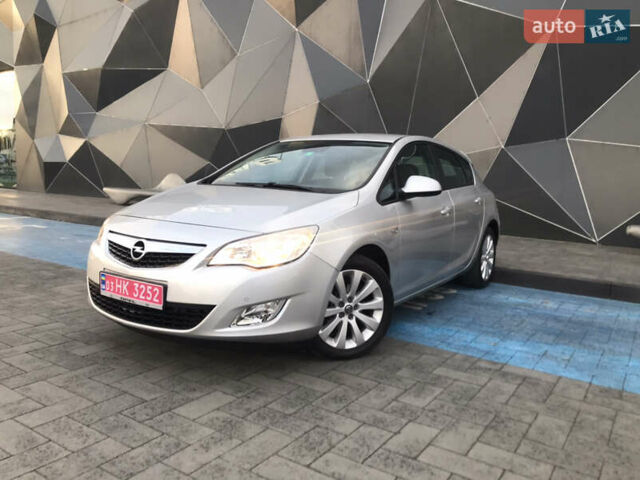 Сірий Опель Астра, об'ємом двигуна 1.6 л та пробігом 122 тис. км за 7850 $, фото 1 на Automoto.ua