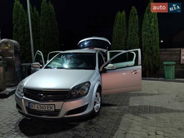 Сірий Опель Астра, об'ємом двигуна 1.4 л та пробігом 269 тис. км за 5500 $, фото 1 на Automoto.ua