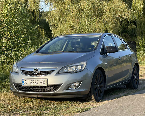 Сірий Опель Астра, об'ємом двигуна 1.6 л та пробігом 182 тис. км за 6500 $, фото 1 на Automoto.ua