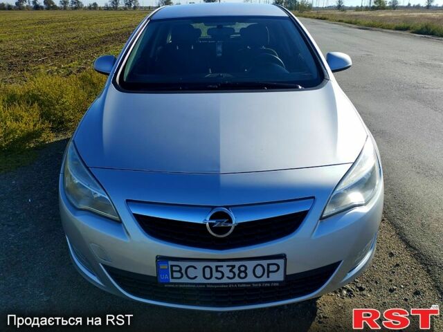 Сірий Опель Астра, об'ємом двигуна 1.4 л та пробігом 246 тис. км за 5950 $, фото 1 на Automoto.ua