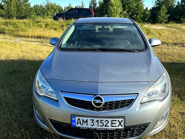 Сірий Опель Астра, об'ємом двигуна 1.4 л та пробігом 145 тис. км за 6100 $, фото 1 на Automoto.ua