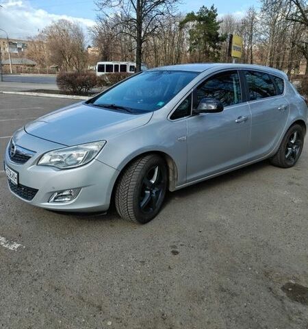 Сірий Опель Астра, об'ємом двигуна 1.7 л та пробігом 231 тис. км за 6999 $, фото 1 на Automoto.ua