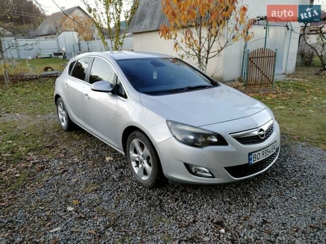 Сірий Опель Астра, об'ємом двигуна 1.7 л та пробігом 210 тис. км за 6599 $, фото 1 на Automoto.ua