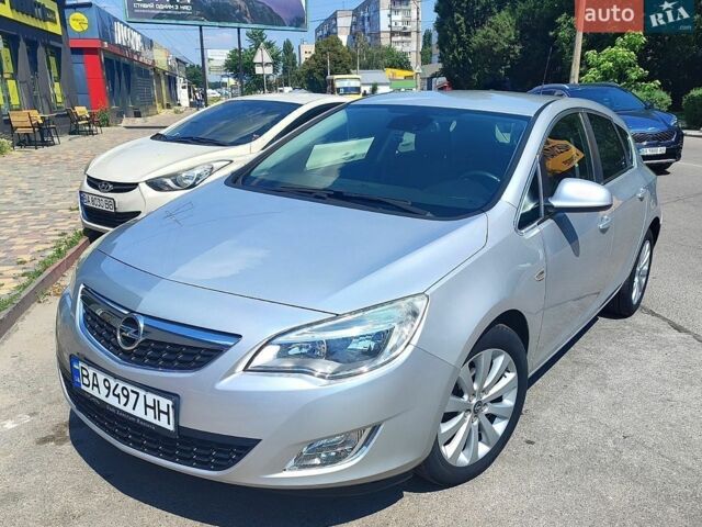 Серый Опель Астра, объемом двигателя 1.4 л и пробегом 171 тыс. км за 7700 $, фото 1 на Automoto.ua
