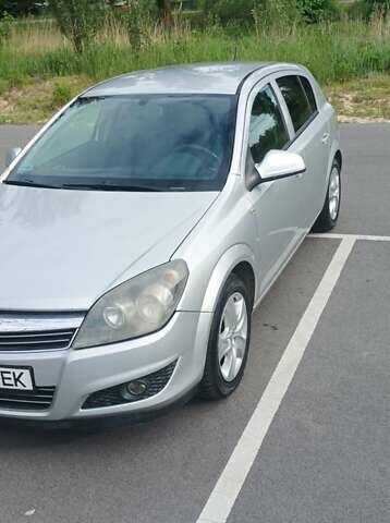 Сірий Опель Астра, об'ємом двигуна 1.7 л та пробігом 297 тис. км за 5599 $, фото 1 на Automoto.ua