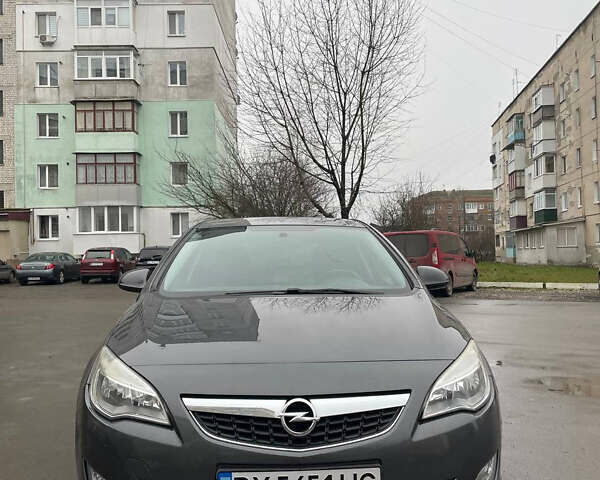 Сірий Опель Астра, об'ємом двигуна 1.4 л та пробігом 212 тис. км за 5899 $, фото 1 на Automoto.ua