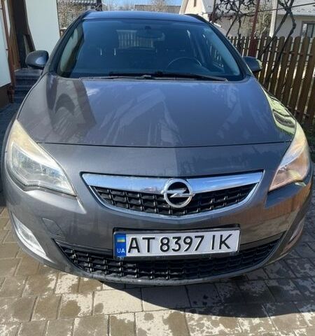 Сірий Опель Астра, об'ємом двигуна 1.69 л та пробігом 300 тис. км за 6300 $, фото 1 на Automoto.ua