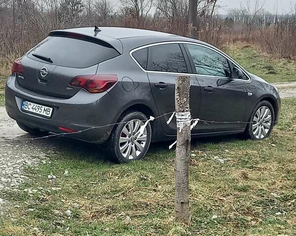 Сірий Опель Астра, об'ємом двигуна 1.7 л та пробігом 195 тис. км за 6000 $, фото 1 на Automoto.ua