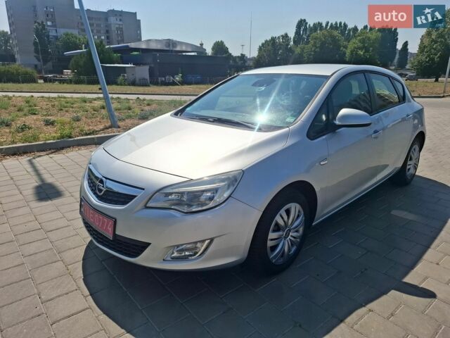 Сірий Опель Астра, об'ємом двигуна 1.6 л та пробігом 171 тис. км за 6600 $, фото 1 на Automoto.ua