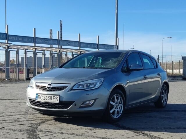 Сірий Опель Астра, об'ємом двигуна 1.4 л та пробігом 213 тис. км за 5600 $, фото 1 на Automoto.ua