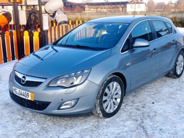 Серый Опель Астра, объемом двигателя 1.6 л и пробегом 218 тыс. км за 8200 $, фото 1 на Automoto.ua