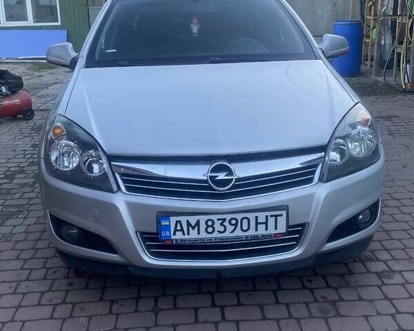 Сірий Опель Астра, об'ємом двигуна 1.6 л та пробігом 186 тис. км за 6300 $, фото 1 на Automoto.ua