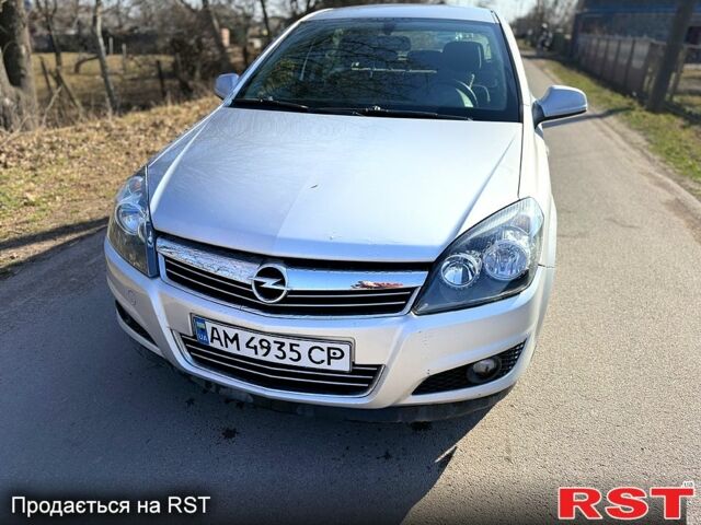 Сірий Опель Астра, об'ємом двигуна 1.6 л та пробігом 256 тис. км за 5000 $, фото 1 на Automoto.ua