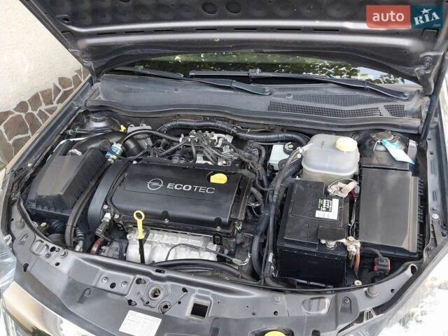 Сірий Опель Астра, об'ємом двигуна 1.6 л та пробігом 160 тис. км за 6100 $, фото 1 на Automoto.ua