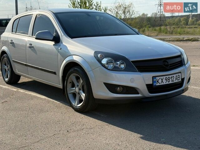 Сірий Опель Астра, об'ємом двигуна 1.6 л та пробігом 206 тис. км за 6700 $, фото 1 на Automoto.ua