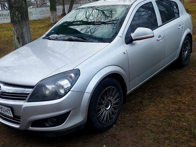 Сірий Опель Астра, об'ємом двигуна 1.6 л та пробігом 180 тис. км за 5350 $, фото 1 на Automoto.ua