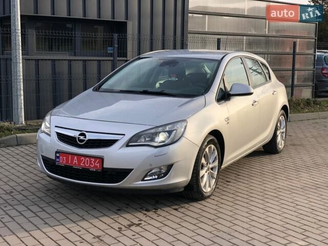 Серый Опель Астра, объемом двигателя 1.6 л и пробегом 175 тыс. км за 8690 $, фото 1 на Automoto.ua