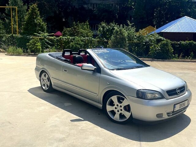 Сірий Опель Астра, об'ємом двигуна 1.8 л та пробігом 180 тис. км за 4500 $, фото 1 на Automoto.ua