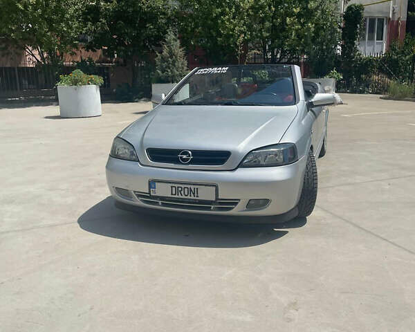 Сірий Опель Астра, об'ємом двигуна 1.8 л та пробігом 189 тис. км за 4800 $, фото 1 на Automoto.ua