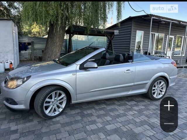 Сірий Опель Астра, об'ємом двигуна 1.6 л та пробігом 222 тис. км за 6999 $, фото 1 на Automoto.ua