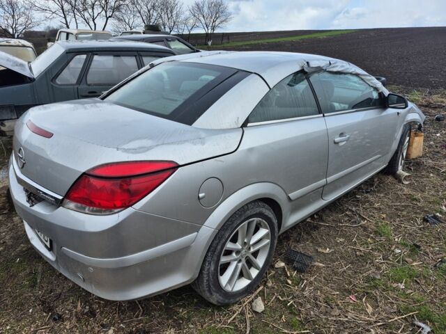 Сірий Опель Астра, об'ємом двигуна 1.6 л та пробігом 210 тис. км за 2100 $, фото 1 на Automoto.ua