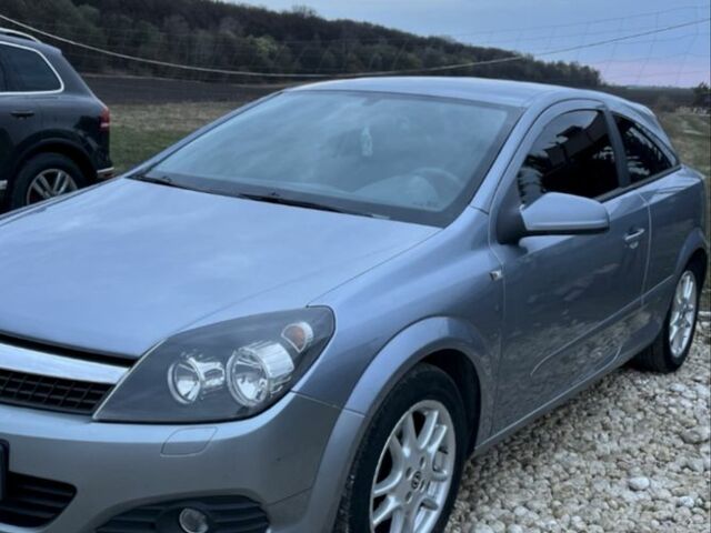 Серый Опель Астра, объемом двигателя 1.6 л и пробегом 270 тыс. км за 2200 $, фото 1 на Automoto.ua