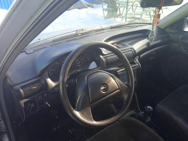 Серый Опель Астра, объемом двигателя 0 л и пробегом 555 тыс. км за 999 $, фото 1 на Automoto.ua