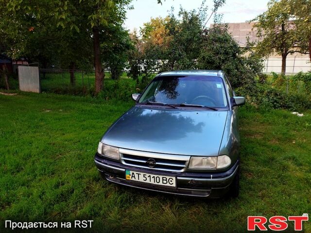 Сірий Опель Астра, об'ємом двигуна 1.4 л та пробігом 396 тис. км за 1300 $, фото 1 на Automoto.ua