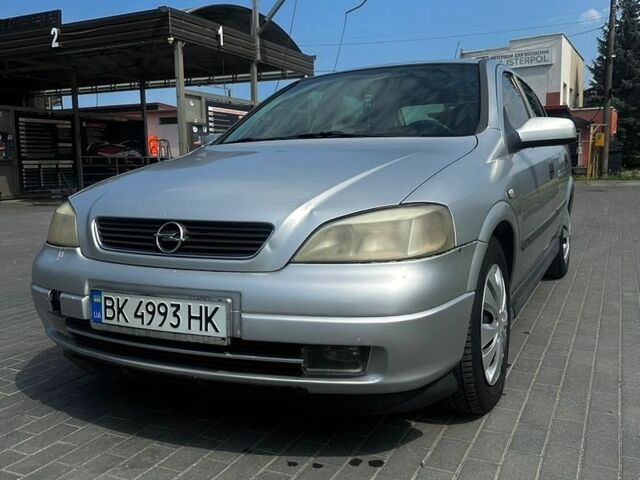 Сірий Опель Астра, об'ємом двигуна 2 л та пробігом 271 тис. км за 2400 $, фото 1 на Automoto.ua