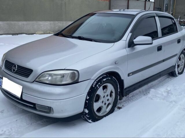 Сірий Опель Астра, об'ємом двигуна 1.8 л та пробігом 1 тис. км за 1999 $, фото 1 на Automoto.ua
