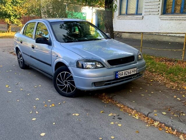 Сірий Опель Астра, об'ємом двигуна 1.8 л та пробігом 500 тис. км за 3600 $, фото 1 на Automoto.ua