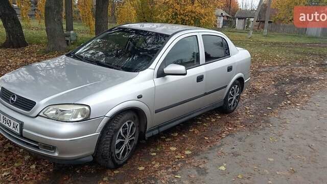 Серый Опель Астра, объемом двигателя 1.6 л и пробегом 140 тыс. км за 2900 $, фото 1 на Automoto.ua