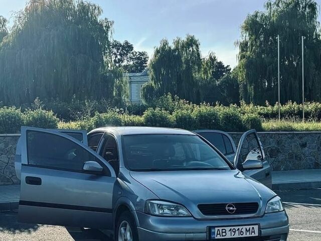 Сірий Опель Астра, об'ємом двигуна 1.6 л та пробігом 354 тис. км за 2500 $, фото 1 на Automoto.ua