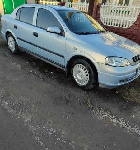 Сірий Опель Астра, об'ємом двигуна 1.6 л та пробігом 129 тис. км за 3150 $, фото 1 на Automoto.ua