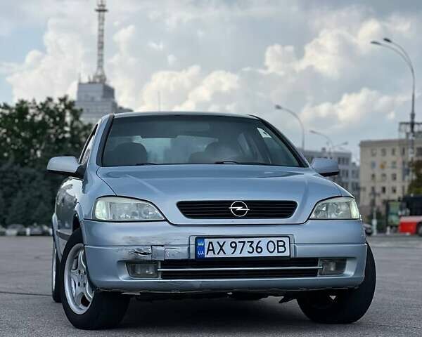 Серый Опель Астра, объемом двигателя 1.6 л и пробегом 302 тыс. км за 3500 $, фото 1 на Automoto.ua