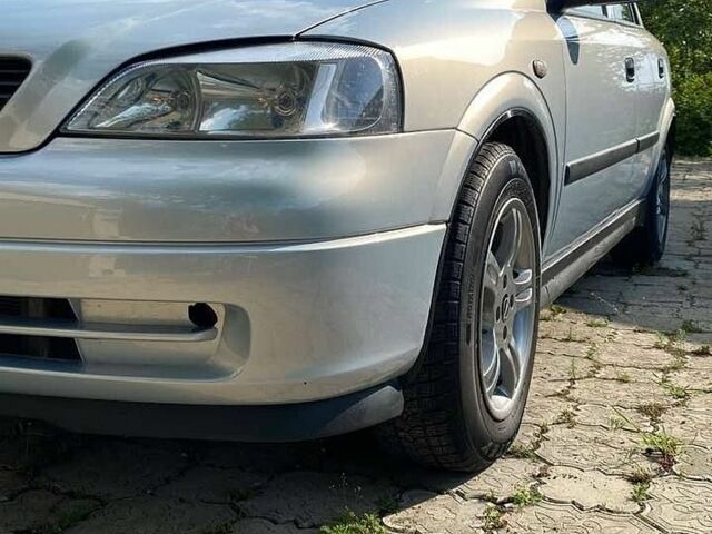 Сірий Опель Астра, об'ємом двигуна 1.6 л та пробігом 177 тис. км за 3500 $, фото 1 на Automoto.ua