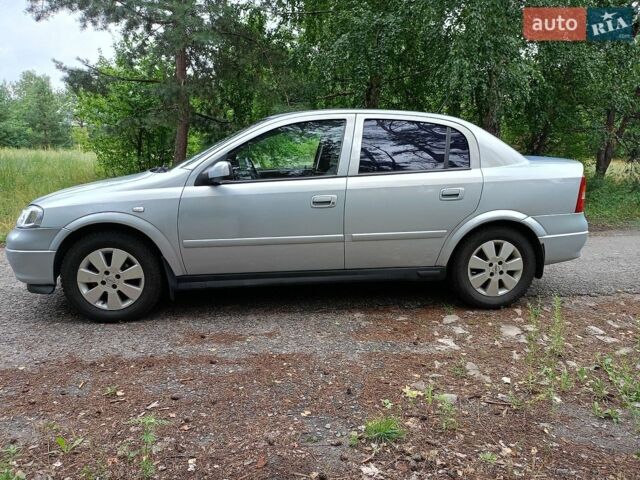 Сірий Опель Астра, об'ємом двигуна 1.6 л та пробігом 340 тис. км за 3500 $, фото 1 на Automoto.ua