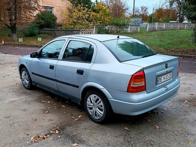 Серый Опель Астра, объемом двигателя 1.4 л и пробегом 240 тыс. км за 2200 $, фото 1 на Automoto.ua